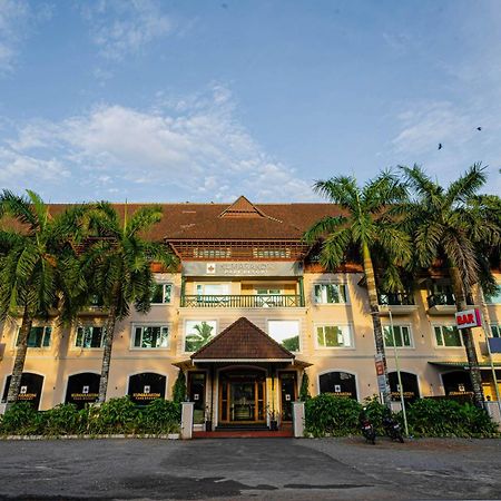 Kumarakom Park Resort Exterior photo